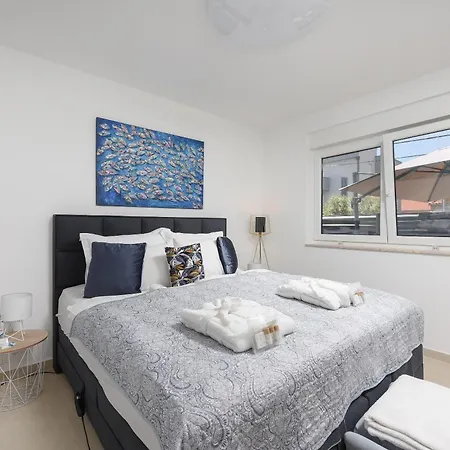 Lux 38b Luxury Penthouse & Deluxe Appartement *